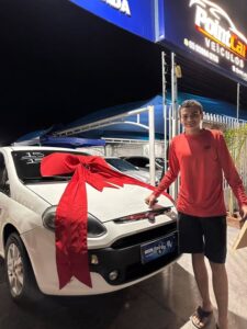 Cliente satisfeito com seu veiculo