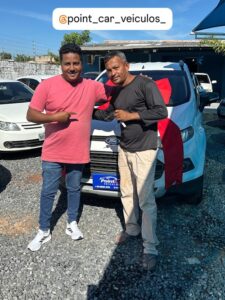 Cliente satisfeito com seu veiculo