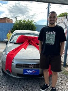 Cliente satisfeito com seu veiculo